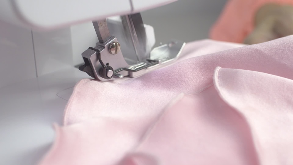 Brother 1034DX EasytoUse 3 or 4 Thread Serger with Color Coded Thread