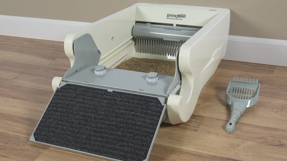 LitterMaid Automatic SelfCleaning Litter Box, First Edition