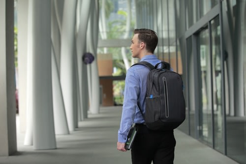 dell urban backpack 15.6