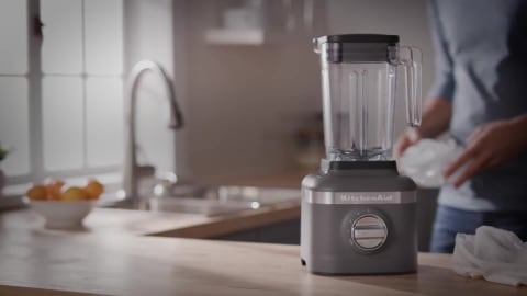 KitchenAid 3-Speed Ice Crushing Blender with 2 Personal Blender Jars in  Black Matte
