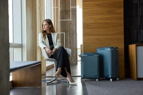 Samsonite Silhouette 18 Hardside Luggage - Thumbnail 2