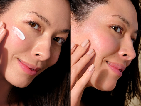 lightweight face sunscreen, fragrance free sunscreen lotion for acne prone skin