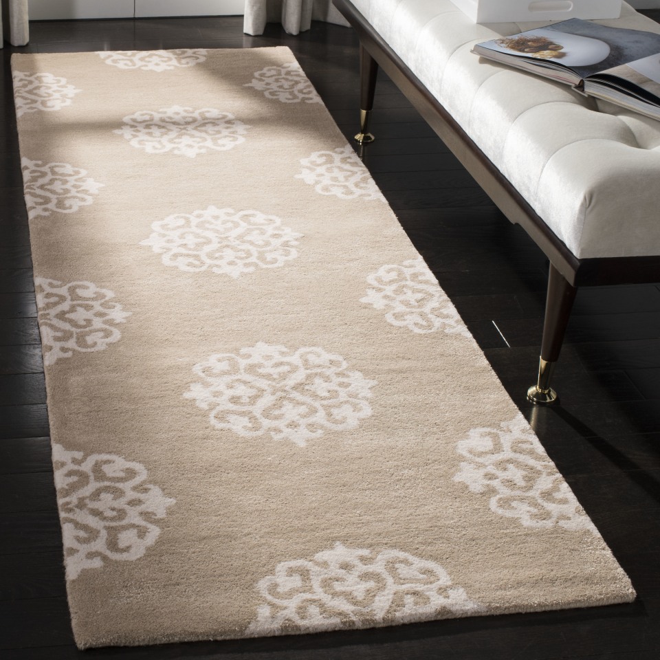 Ivory Grey Safavieh Soho Collection SOH724C Handmade Medallion Wool & Viscose Area Rug 8' x 8' Round Ivory Grey Safavieh Soho Collection SOH724C Handmade Medallion Wool & Viscose Area Rug 8' x 8' Round