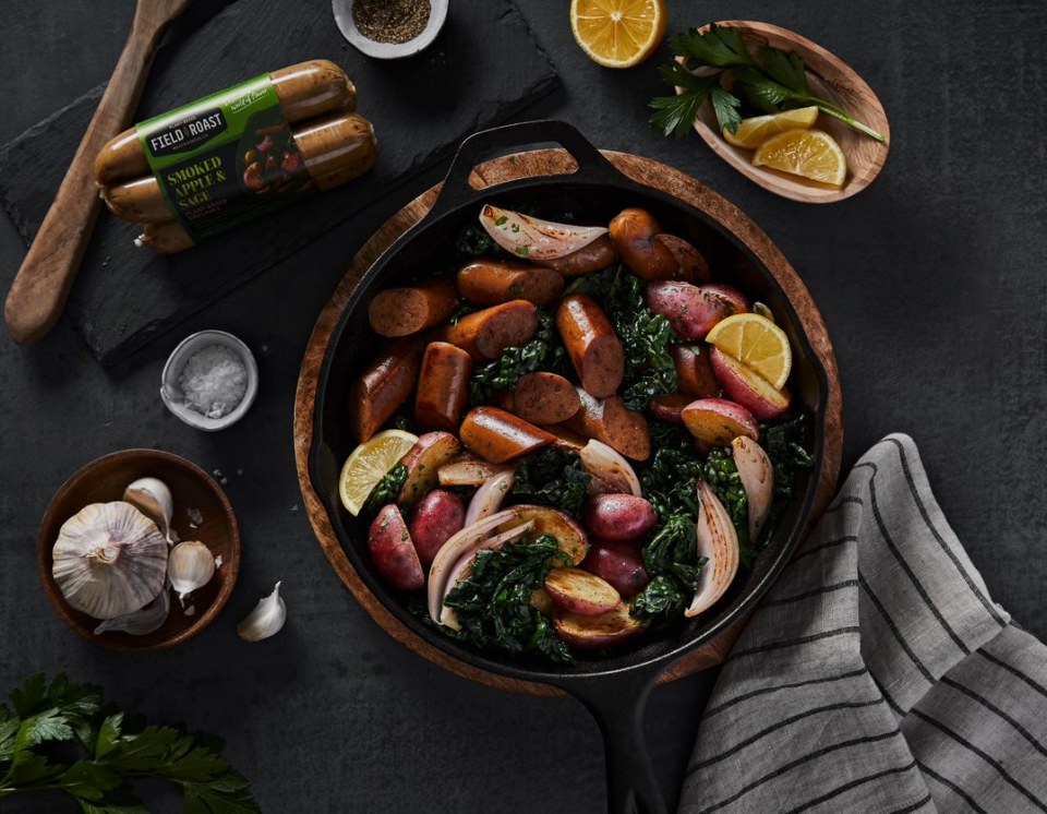 Field Roast Grain Meat Vegetarian Smoked Apple Sage Sausage - 12.9