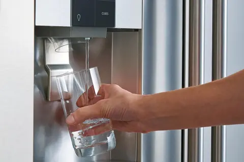 Filters Out up to 99% of Contaminants*