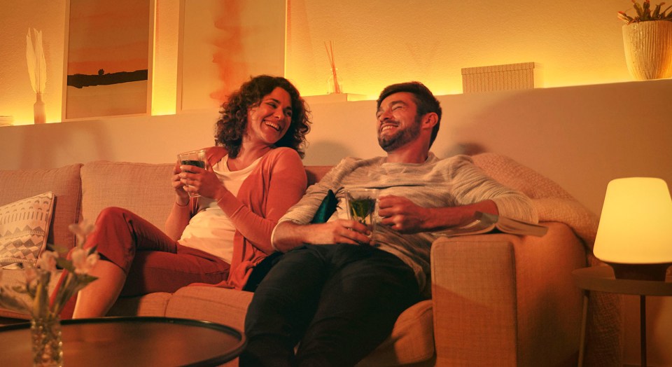 thumbnail video image 2 of Philips Hue Smart Dimmer Switch, Hub Required, 2 of 6