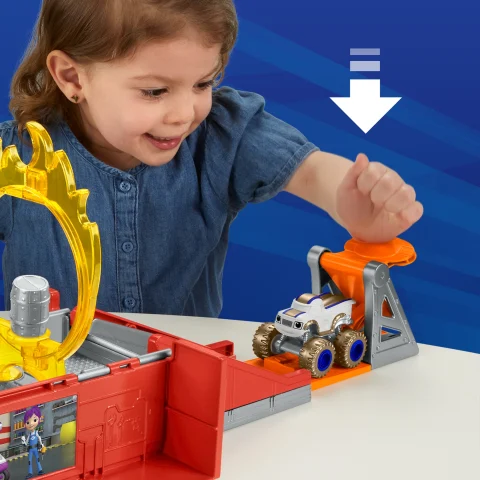 Fisher Price Nickelodeon Blaze and the Monster Machines Launch Stunts Hauler GYD04 MATTEL