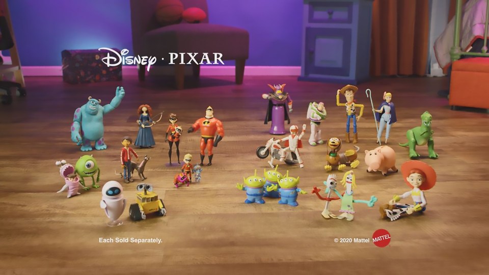 thumbnail video image 2 of Disney Pixar Coco Miguel & Dante Figures, 2 of 3