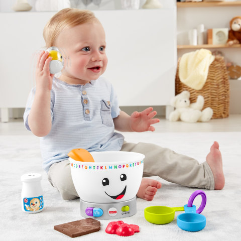 Pretend baking play with a dash of learning (and 25+ songs, sounds, and phrases)