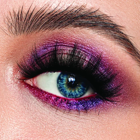 Full &amp; fluffy layers extend for a spiky look