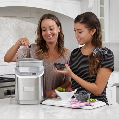 Cuisinart Cool Creations Ice Cream Maker in Brushed Chrome