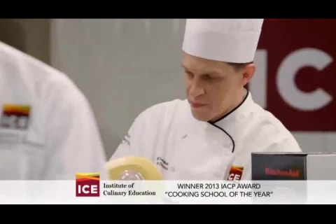 thumbnail video image 2 of KitchenAid® 5-Speed Diamond Blender, 2 of 5