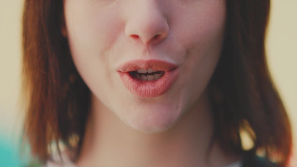 thumbnail video image 2 of Moto G7 Play - 32GB - Unlocked - Deep Indigo, 2 of 3