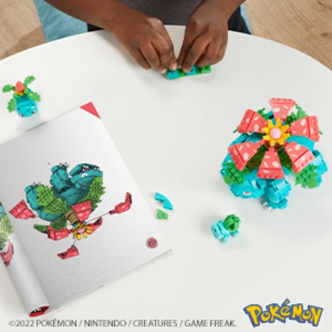 Mega Pokémon Set Evoluzione Bulbasaur – 622 Pezzi, 3 Figure Snodabili: Bulbasaur, Ivysaur E Venusaur, Giocattolo Da Costruzione