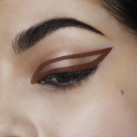 GO GRAPHIC IN MATTE!