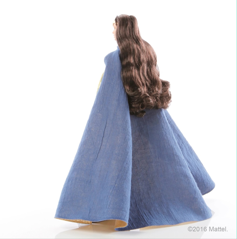 thumbnail video image 2 of Barbie Amazon Princess Wonder Woman Doll 2016 Mattel DGW44, 2 of 7