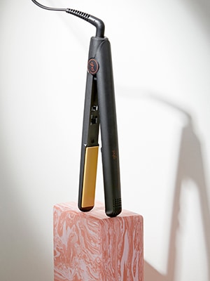 ghd 1.5 inch flat iron
