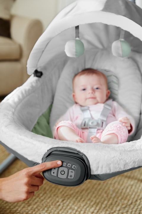 Graco oasis swing with soothe best sale surround technology