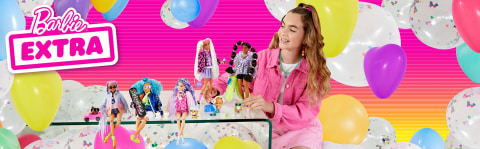 Barbie Muñeca y accesorios, muñeca Barbie Extra Fashion con pelo verde neón  y boa de plumas, loro para mascotas