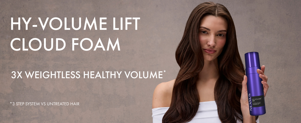 Woman with wavy hair holding product's bottle next to text highlighting product benefits.