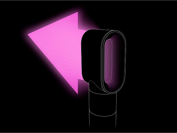 Graphic showing powerful airflow coming out of Fast dryer attachment