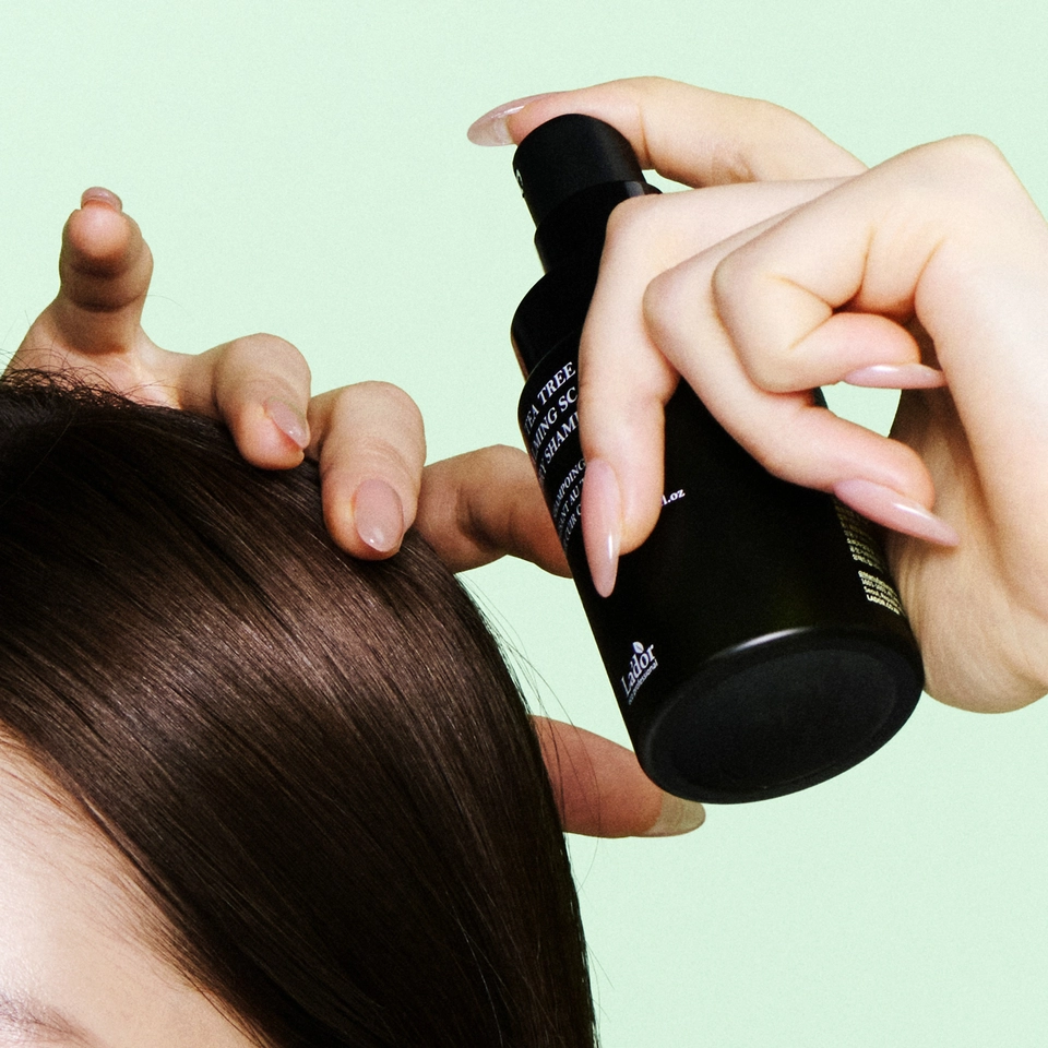 Tea Tree Calming Scalp Dry Shampoo