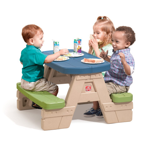 Step2 Sit and Play Junior Picnic Table with Umbrella Plastic