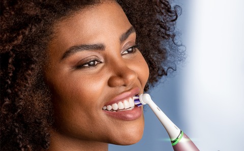 Recambio para cepillo dental  Oral-B iO Radiant White, Pack De 2 Unidades,  Blanco