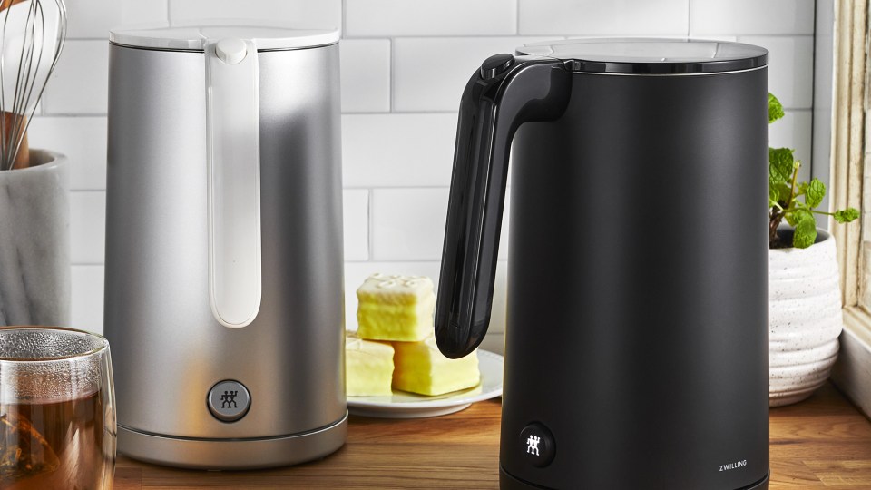 ZWILLING Enfinigy Cool Touch 1.5Liter Electric Kettle, Cordless Tea