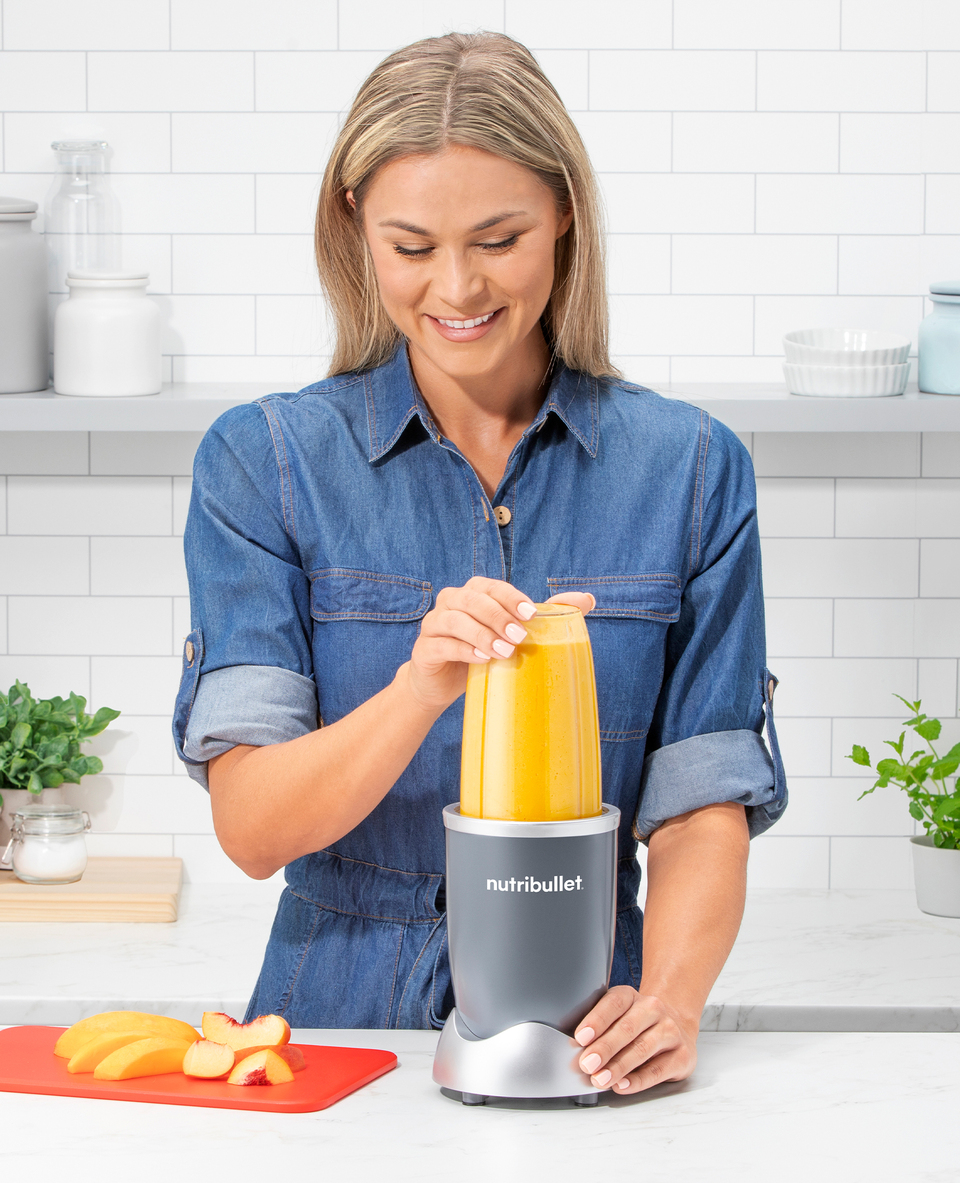 nutribullet 600 Watt 24 oz. Cup Personal Blender