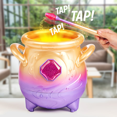 Magic Mixies - Magical Misting Cauldron with Interactive Pink