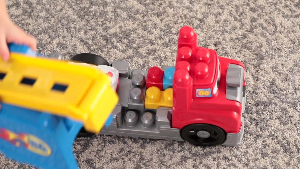 thumbnail video image 2 of MEGA BLOKS Build & Race Rig Fisher-Price Toy Blocks with Sounds (16 Pieces) for Toddler, 2 of 7