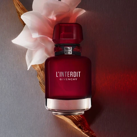 Perfume Givenchy L'Interdit Rouge Eau de Parfum Feminino - Época