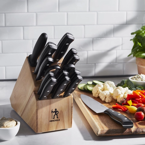 Free Shipping! HENCKELS 15-Piece Stainless Steel Knife Block Set