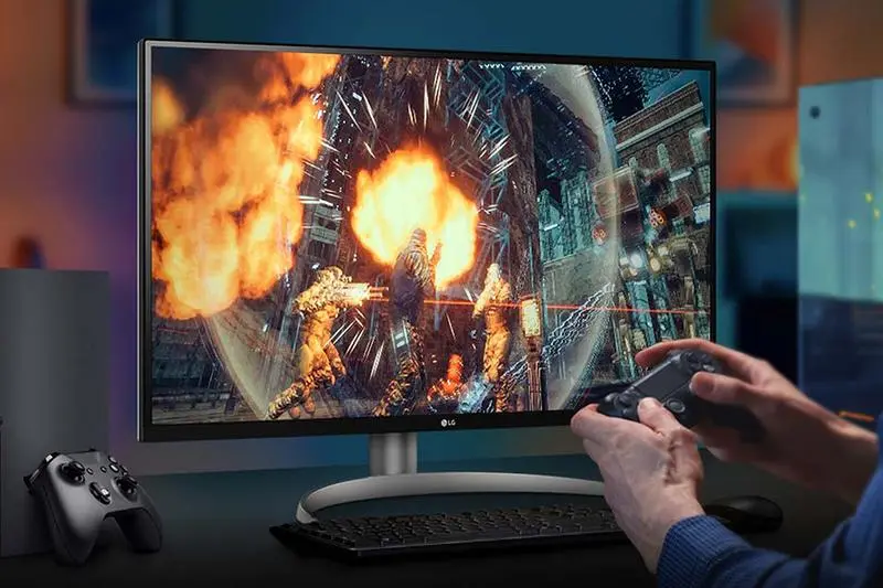 Open Box LG UHD Monitor (32UQ750) - 31.5-Inch UHD 4K HDR