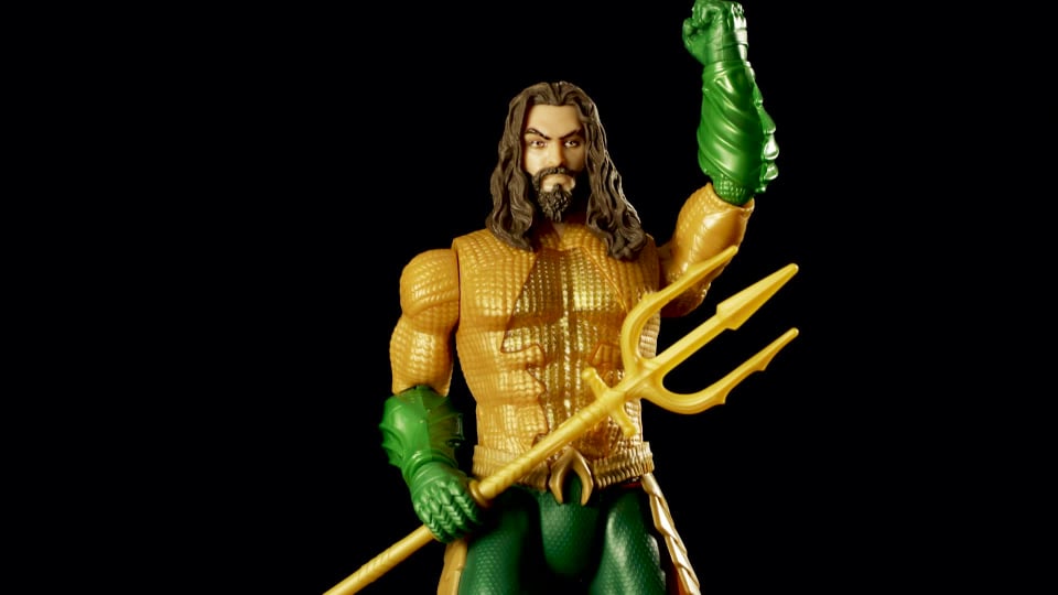 thumbnail video image 2 of Aquaman Movie 12-Inch Aquaman Action Figure with Lights & Sounds, 2 of 10