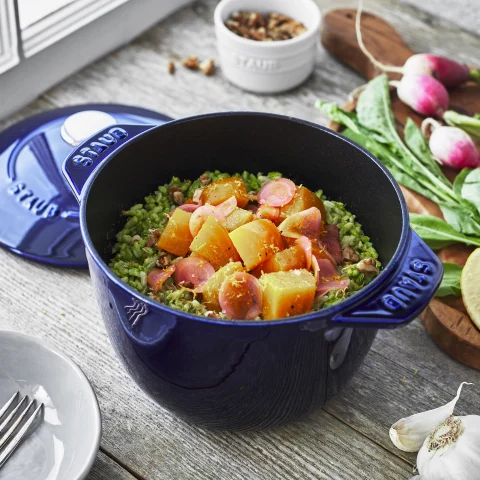 Cocotte Rooster Dutch Oven STAUB Cast Iron Essential French Oven