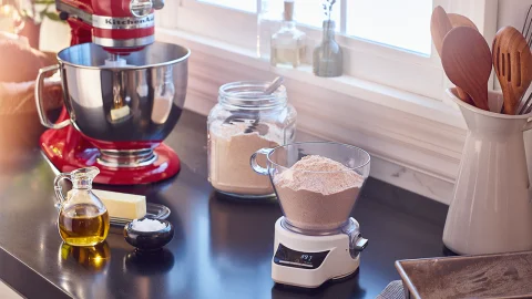 Sifter & Scale Attachment KitchenAid KSMSFTA | Tanguay