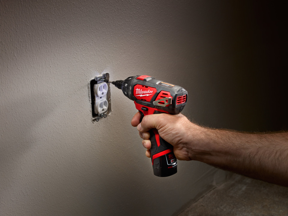 Cordless Screwdriver: 12V, 1/4