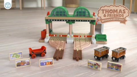 Thomas and Friends Wooden Railway Knapford Station Passenger Pickup Playset Toys R Us Canada