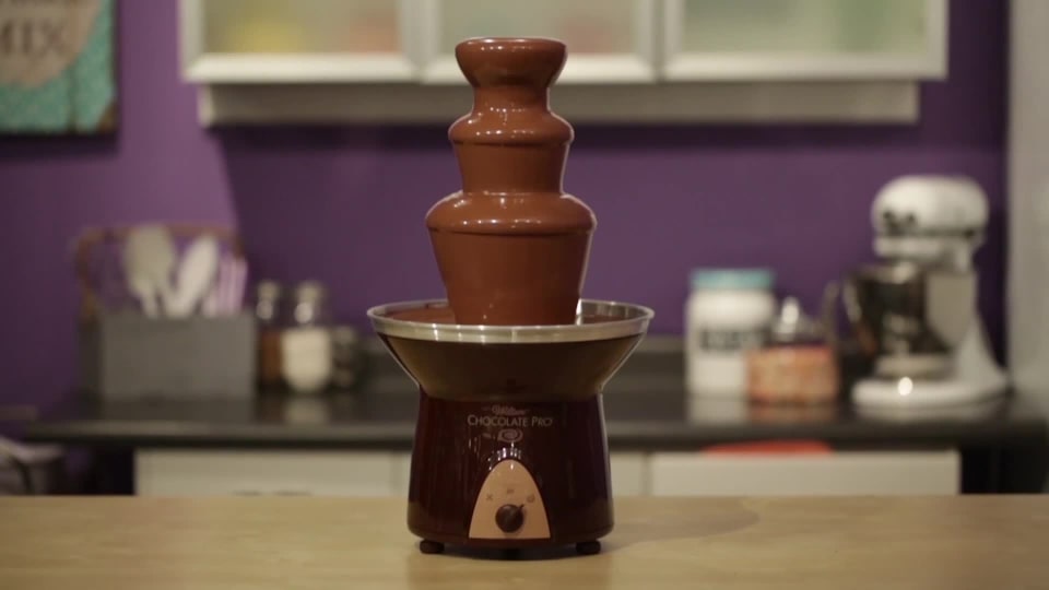 Wilton Dark Chocolate Drops for Chocolate Fountains or Fondue Chocolate, 32 oz. (2 lbs) - image 2 of 7