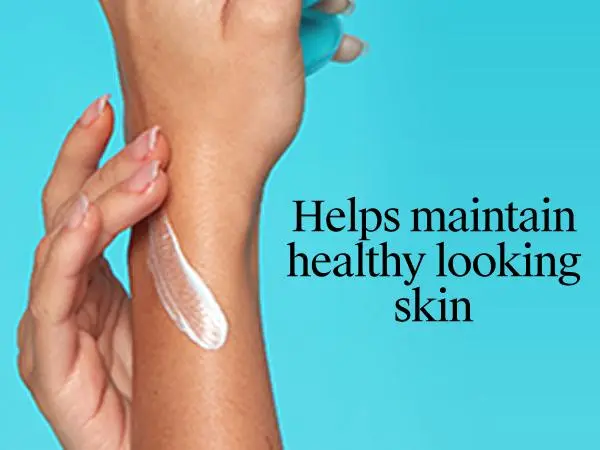 non-greasy moisturizing best daily spf 50 uva uvb oxybenzone-free no oxybenzone