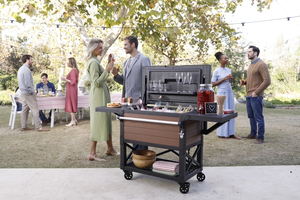 Keter 85 Litre (90 US Quart) Patio Cooler And Beverage Cart atelier