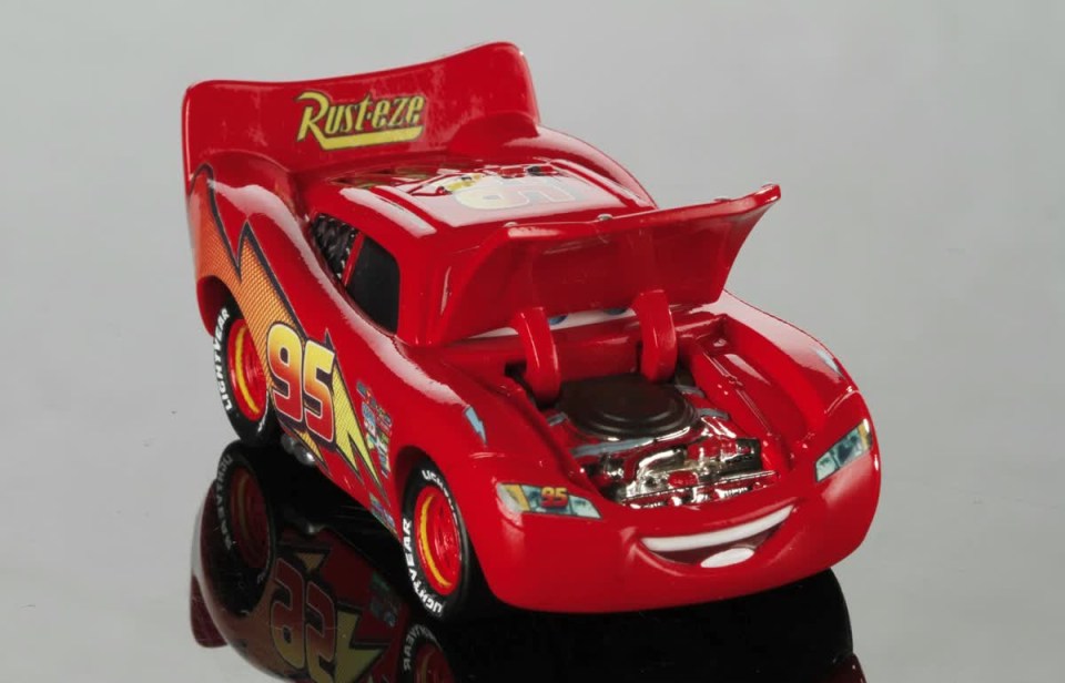 Disney Cars Toys Precision Series Lightning McQueen Die-cast Vehicle