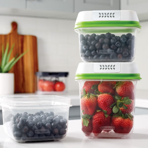 Rubbermaid FreshWorks Produce Saver, Medium and Large Produce Storage Containers, 6-Piece Set