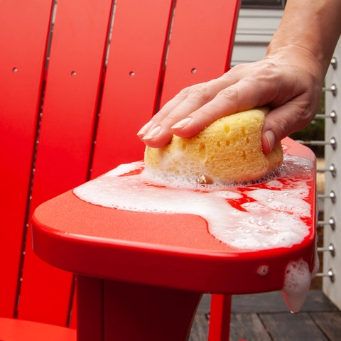 Easy clean soap chair