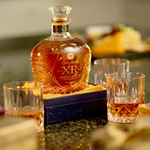 Crown Royal XR Extra Rare Blended Canadian Whisky, 750 ml Crown Royal XR Extra Rare Blended Canadian Whisky, 750 ml