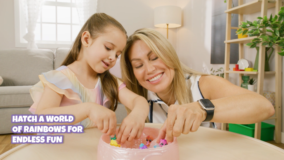 thumbnail video image 3 of Hatchimals Alive 8” Wide Rainbow Hatchery with 6 Characters, 10+ Accessories, 3 of 12