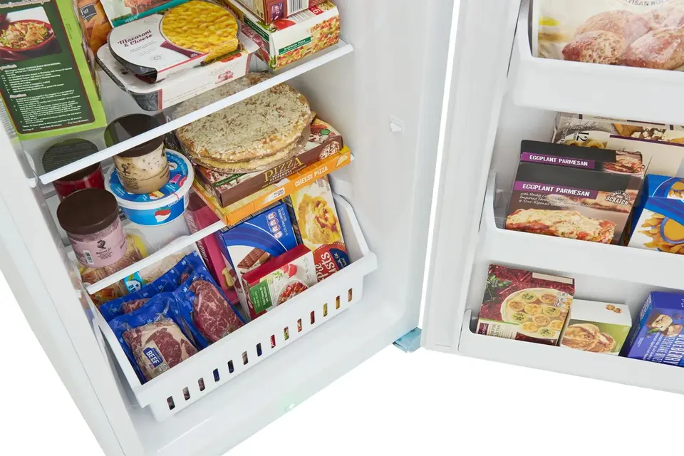 Frigidaire FFUE1326AW 28