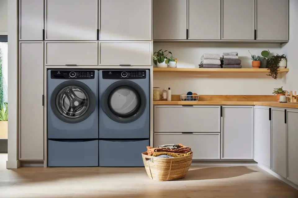 Electrolux Front Load Perfect Steam Electric Dryer with Instant